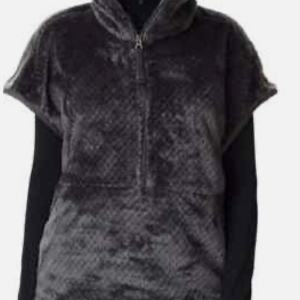 Columbia Cozy Black Sherpa Fleece Pullover with hood. Size XS